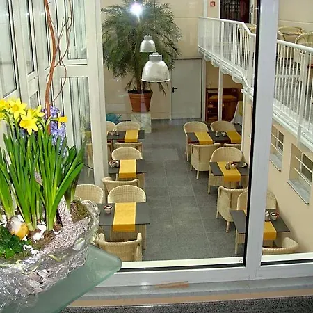 Hotel Lindemann 3*